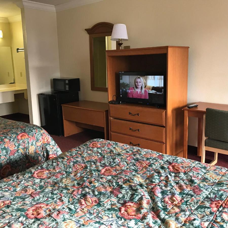 Bayfront Inn בילוקסי מראה חיצוני תמונה